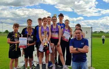 Szkoła Podstawowa im. Tadeusza Kościuszki w Połańcu zajęła 1 miejsce w podsumowaniu wsp&oacute;łzawodnictwa sportowego szk&oacute;ł podstawowych (rocznik 2013 i młodsi) za rok szkolny 2025/2026. 7