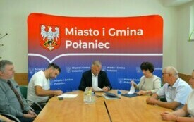 Podpisanie umowy na remonty w Szkole Podstawowej im-T-Kościuszki w Połańcu 2