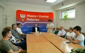 Podpisanie umowy na remonty w Szkole Podstawowej im-T-Kościuszki w Połańcu 3